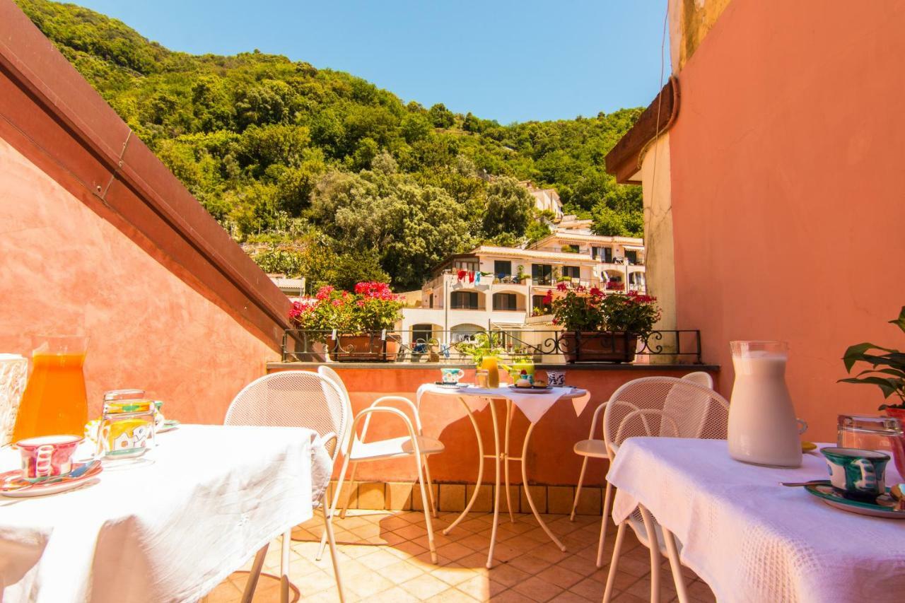 B&B Sotto Un Tetto Cetara Exteriér fotografie