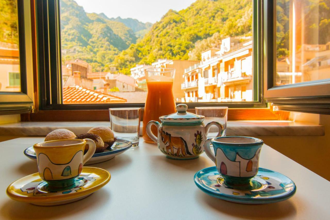 B&B Sotto Un Tetto Cetara Exteriér fotografie